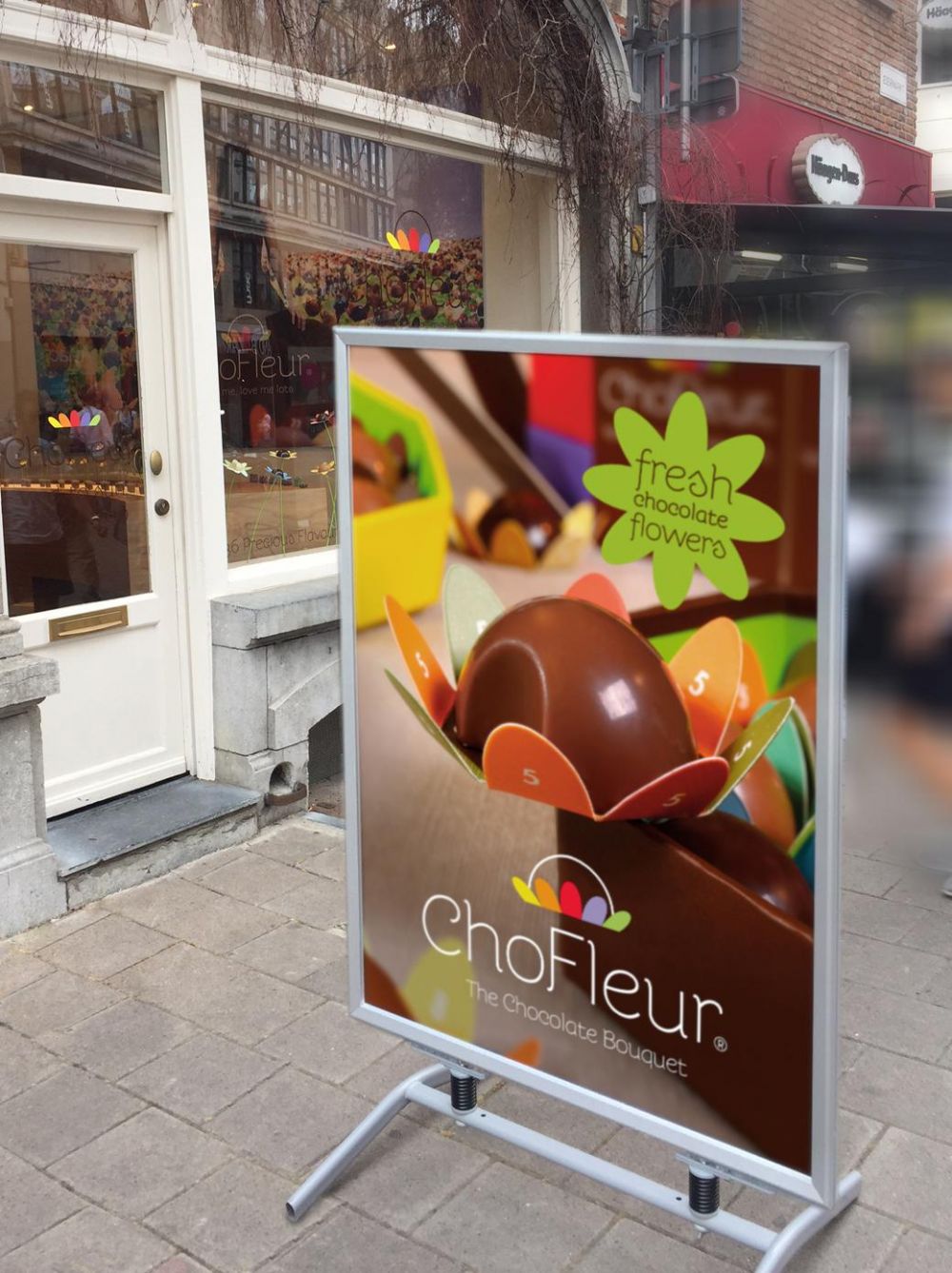 ChoFleur - Flavours to melt for - Pavement signs